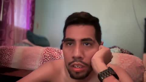 Enriquegc197 online show from 4, 3, 2025