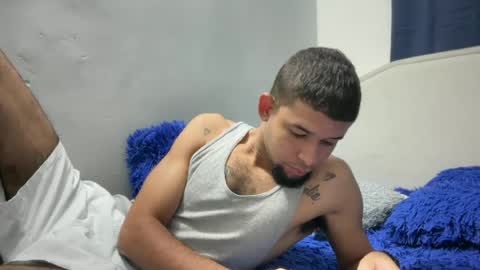 Snapshot of enyel_100 chatting on 17, 6, 2026 enyel_100 online show from 17, 6, 2026