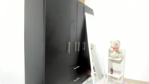 Angela online show from 18, 4, 2026