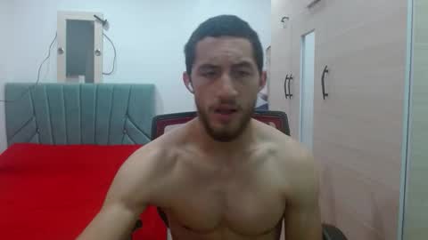 enzo_savage online show from 4, 11, 2025
