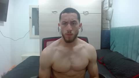 enzo_savage online show from 18, 11, 2025