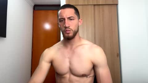 enzo_savage online show from 16, 1, 2026