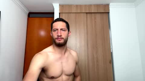 Snapshot of enzo_savage chatting on 11, 6, 2026 enzo_savage online show from 11, 6, 2026