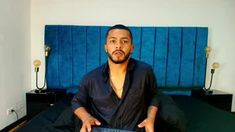 Enzo Vitale online show from 5, 4, 2026