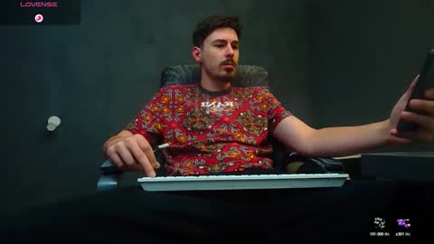 Snapshot of enzorace chatting on 27, 9, 2025 EnzoRace online show from 27, 9, 2025