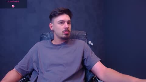 Snapshot of enzorace chatting on 29, 11, 2025 EnzoRace online show from 29, 11, 2025