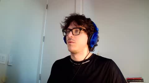 Snapshot of enzyme_ chatting on 18, 2, 2025 enzyme_ online show from 18, 2, 2025