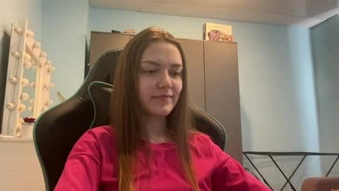 Lily online show from 12, 4, 2026