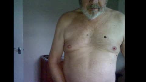 erasmus_d online show from 9, 10, 2025