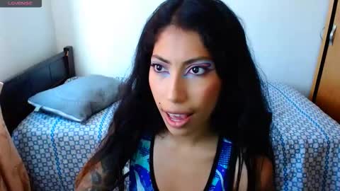 Snapshot of eren_mikasa chatting on 9, 11, 2025 sofia online show from 9, 11, 2025