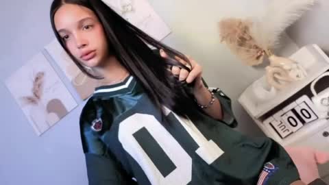 Snapshot of eres_guapa chatting on 7, 7, 2026 Elisa online show from 7, 7, 2026