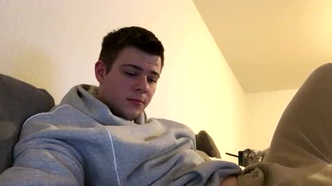 Snapshot of eric123754216 chatting on 8, 11, 2025 eric123754216 online show from 8, 11, 2025