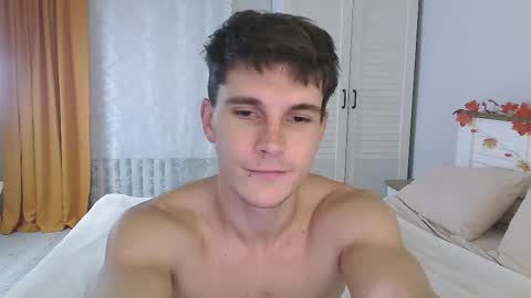 Eric Crush online show from 6, 10, 2025