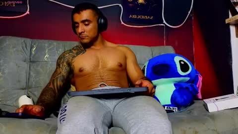 Snapshot of eric_harrison1 chatting on 28, 4, 2026 Brayan online show from 28, 4, 2026