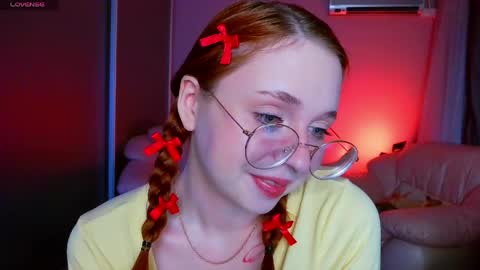 Snapshot of erica_nelson chatting on 17, 5, 2026 Erica 3 online show from 17, 5, 2026