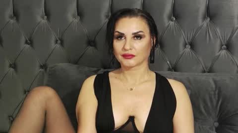 Erica online show from 15, 12, 2024