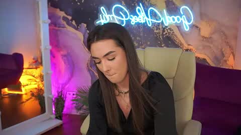 Snapshot of ericasin chatting on 18, 6, 2026 Erica online show from 18, 6, 2026