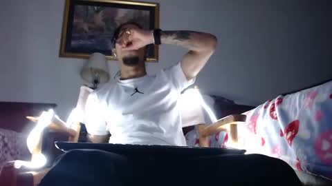 Snapshot of erick_martinezz chatting on 8, 3, 2025 erick online show from 8, 3, 2025