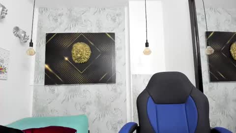   online show from 19, 2, 2025