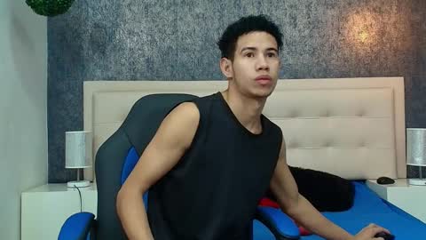   online show from 7, 4, 2026