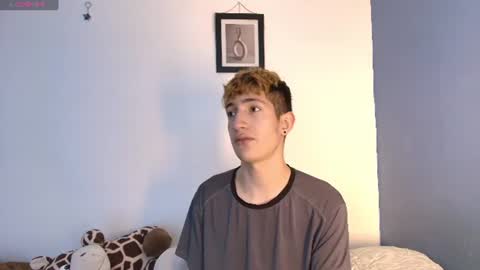 Snapshot of erik_golden_ chatting on 3, 7, 2026 I am Erik online show from 3, 7, 2026