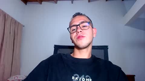 Snapshot of erik_rodriguez chatting on 13, 9, 2025 Erik rodriguez online show from 13, 9, 2025