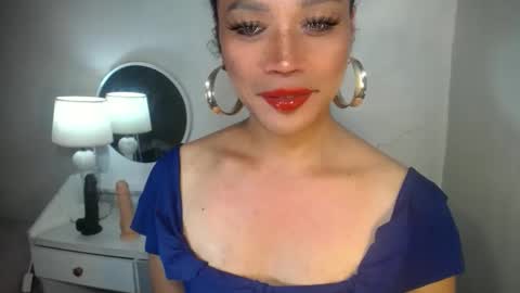 Snapshot of erika_madrigal chatting on 17, 9, 2025 erika_madrigal online show from 17, 9, 2025