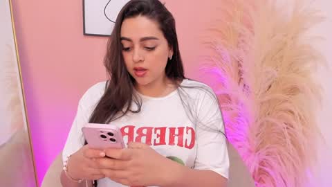 Erika Mendez online show from 10, 1, 2025