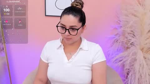 Snapshot of erika_mendez1 chatting on 4, 2, 2026 Erika Mendez online show from 4, 2, 2026