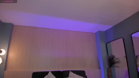 Erika Benz online show from 15, 11, 2025