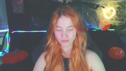 erikabrian online show from 28, 10, 2025