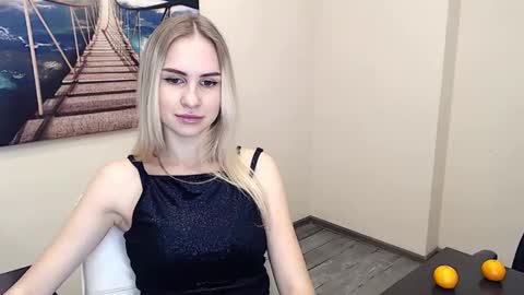 Erika online show from 9, 12, 2024