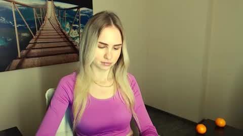 Erika online show from 10, 12, 2024