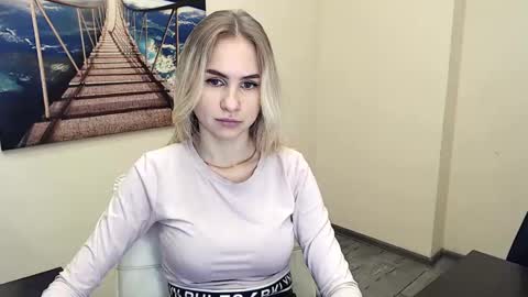 Erika online show from 19, 12, 2024