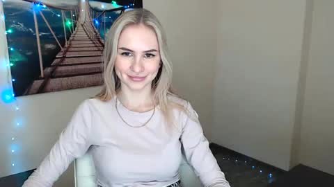 Erika online show from 11, 1, 2025