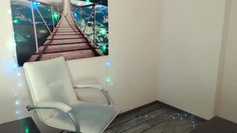 Erika online show from 28, 1, 2025