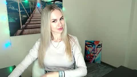 Erika online show from 18, 9, 2025