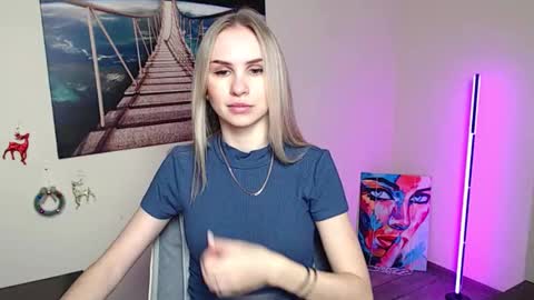 Erika online show from 19, 12, 2025