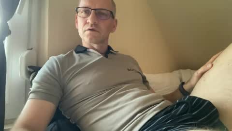 Snapshot of erikwant2 chatting on 10, 7, 2026 erikwant2 online show from 10, 7, 2026