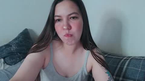 Snapshot of erin_love_ chatting on 7, 7, 2026 Erin online show from 7, 7, 2026