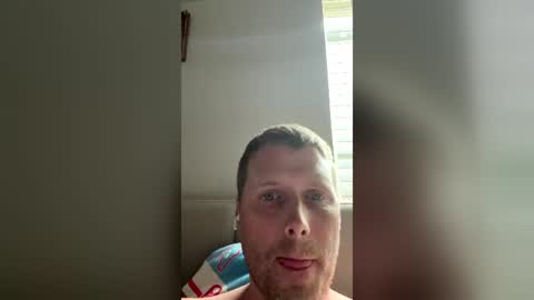 Snapshot of eriwat713 chatting on 15, 6, 2026 eriwat713 online show from 15, 6, 2026