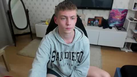 Snapshot of ermak_reborn chatting on 10, 11, 2025 Max online show from 10, 11, 2025