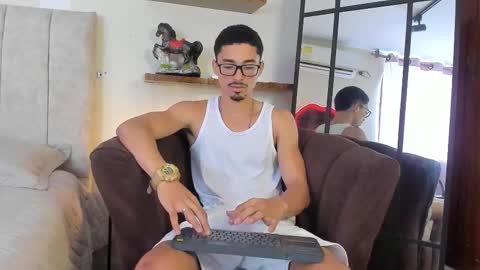 eros_becker_ online show from 7, 3, 2026