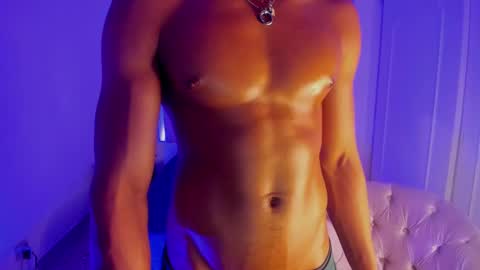 Snapshot of eros_wild chatting on 8, 3, 2025 eros_wild online show from 8, 3, 2025