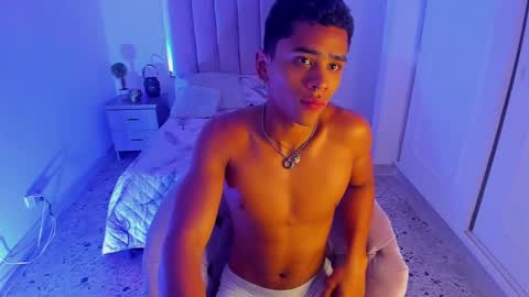 Snapshot of eros_wild chatting on 9, 3, 2025 eros_wild online show from 9, 3, 2025
