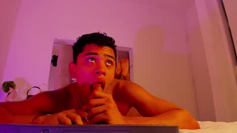 Snapshot of eros_wild chatting on 12, 3, 2025 eros_wild online show from 12, 3, 2025