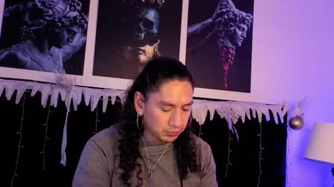 Snapshot of erosandvenus_ chatting on 19, 12, 2025 eros y venus online show from 19, 12, 2025