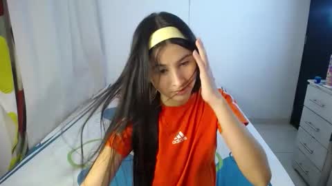 Snapshot of erosgirls_ chatting on 9, 10, 2025 erosgirls_ online show from 9, 10, 2025