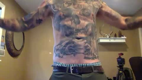 Snapshot of eroticcloseups chatting on 2, 1, 2025 Erotic CloseUps online show from 2, 1, 2025