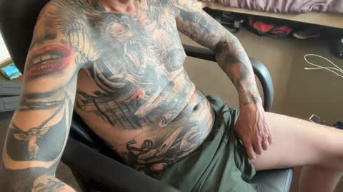 Snapshot of eroticcloseups chatting on 10, 10, 2025 Erotic CloseUps online show from 10, 10, 2025